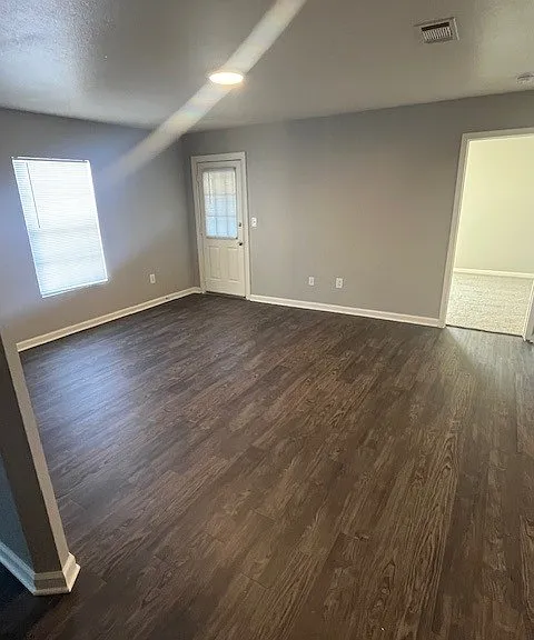 5515 W Loop 281 — Photo 19