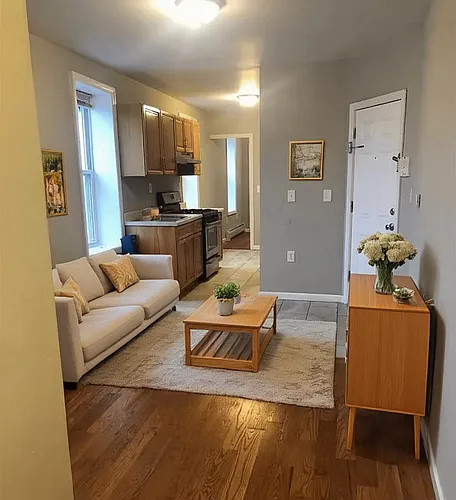 215 Summit Ave #8 Photo 1