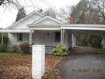 1st image of 521 Wildwood Dr