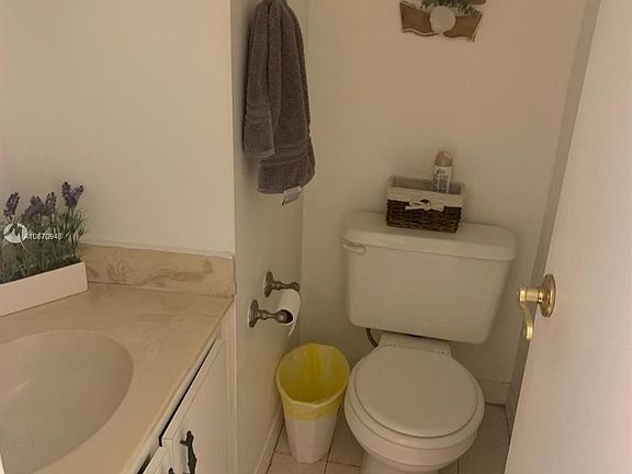 5th image of 4354 NW 9th Ave APT 14-2C