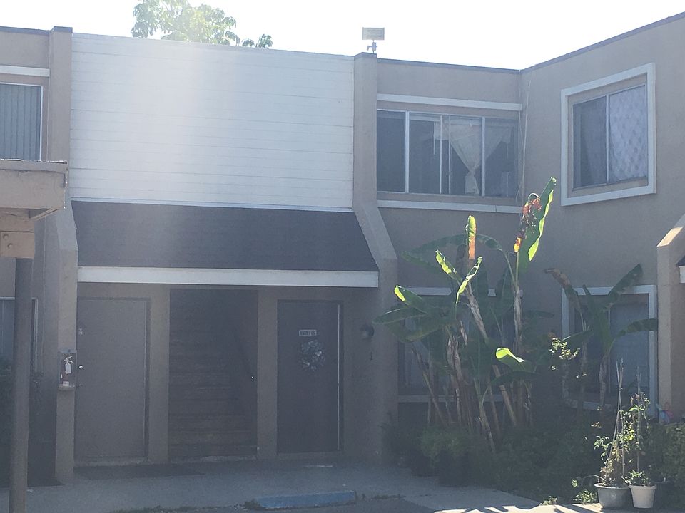 1st image of 412 E Washington Ave APT 4