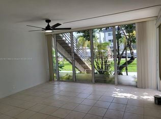 901 N Birch Rd APT C11, Fort Lauderdale, FL 33304