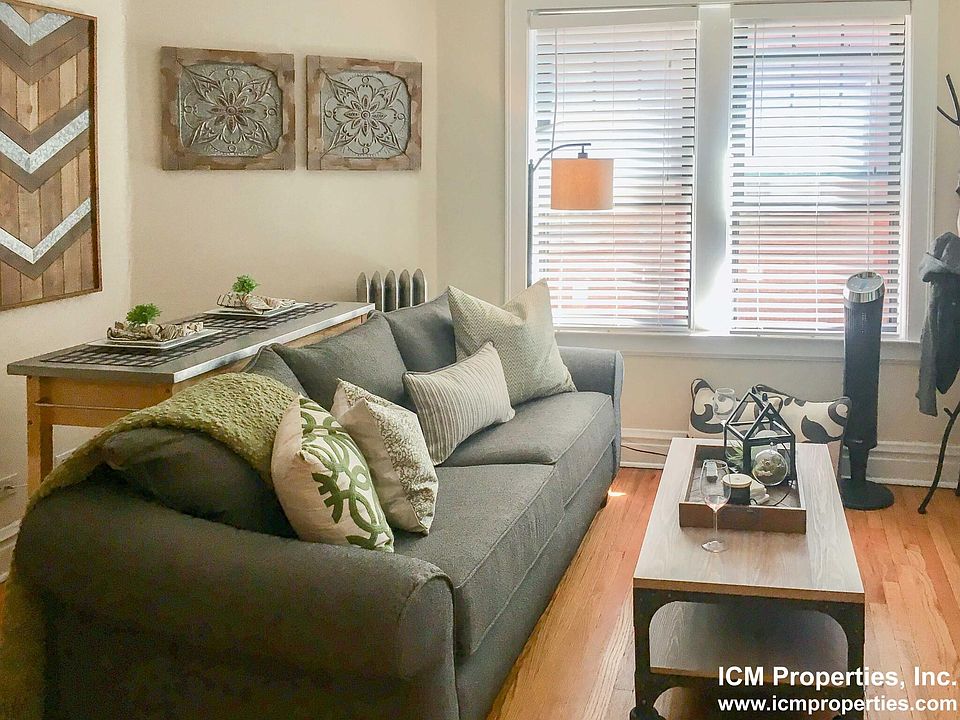 1st image of 4718 N Leavitt St #2