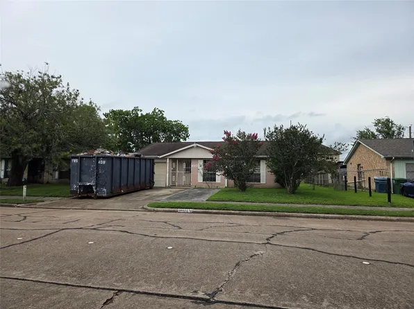 14423 Waterloo Dr, Houston, TX 77045
