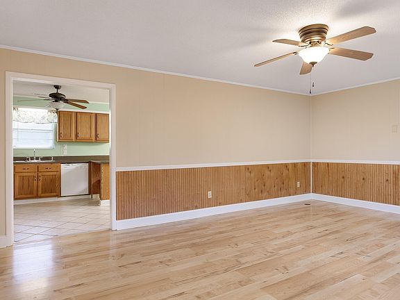 5th image of 355 Price Cir