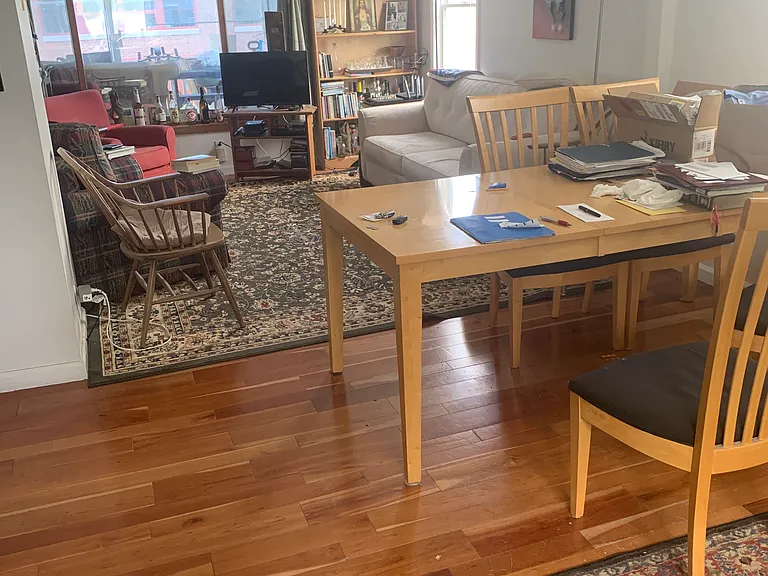 89 Lakeside Ave — Photo 4