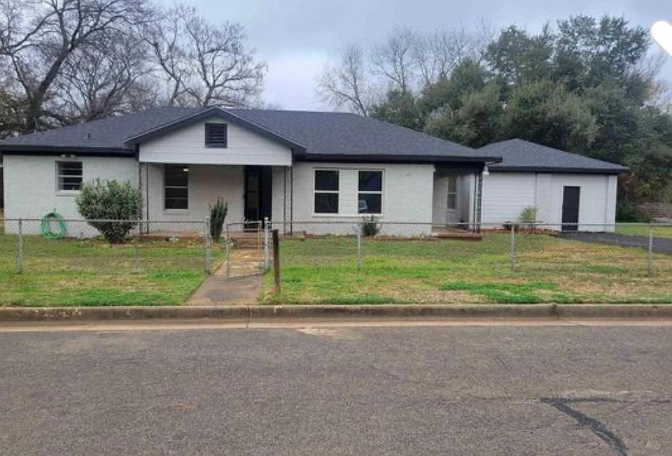 1st image of 2714 N Tenneha Ave
