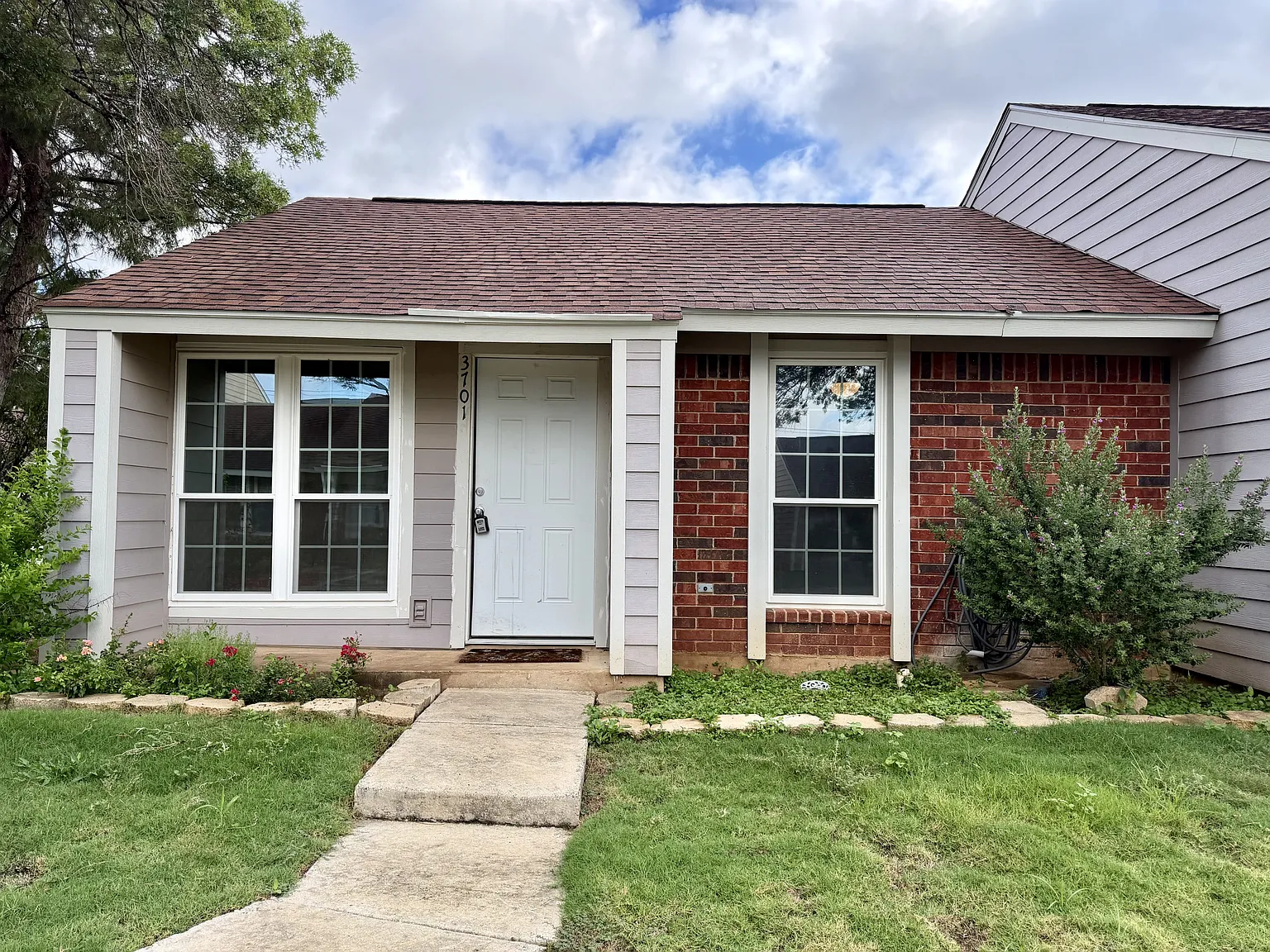 9140 Timber Path — Photo 1