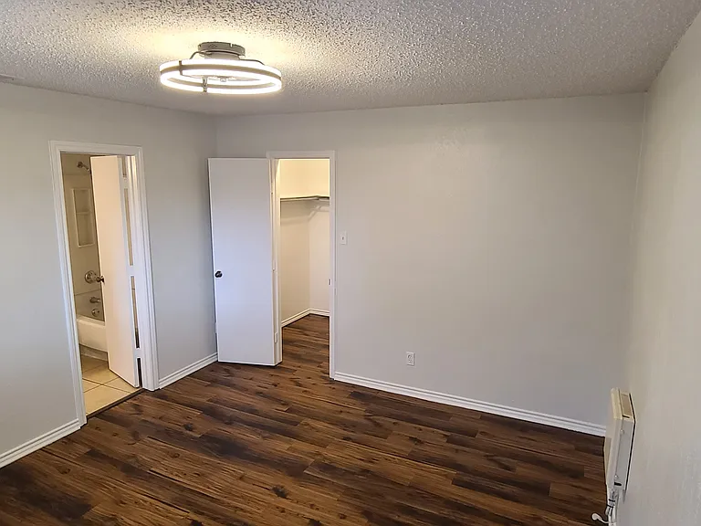 17811 Farley Trl — Photo 8