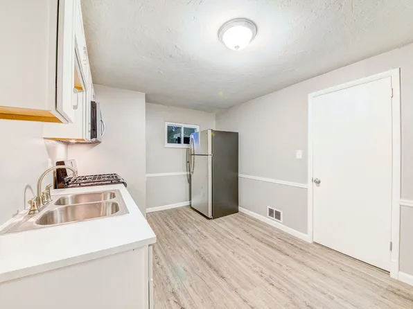 22 - 52 Ruth, 52 Ruth St #3, Pittsburgh, PA 15211