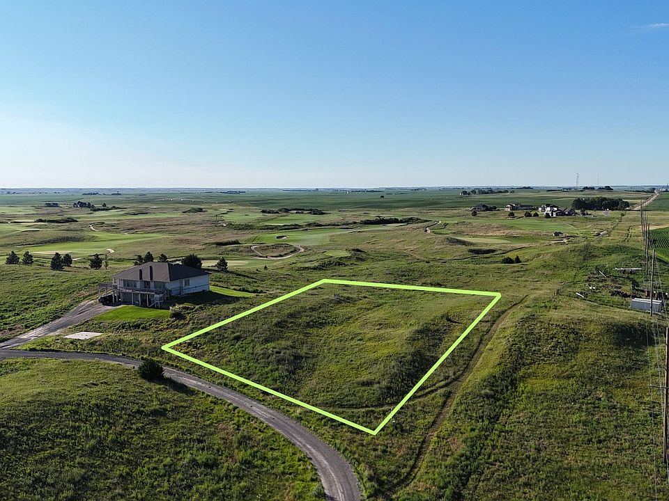 1st image of 22 Birdie Ln