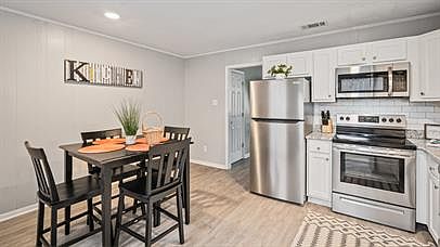 2nd image of 1160 Elmira St #8