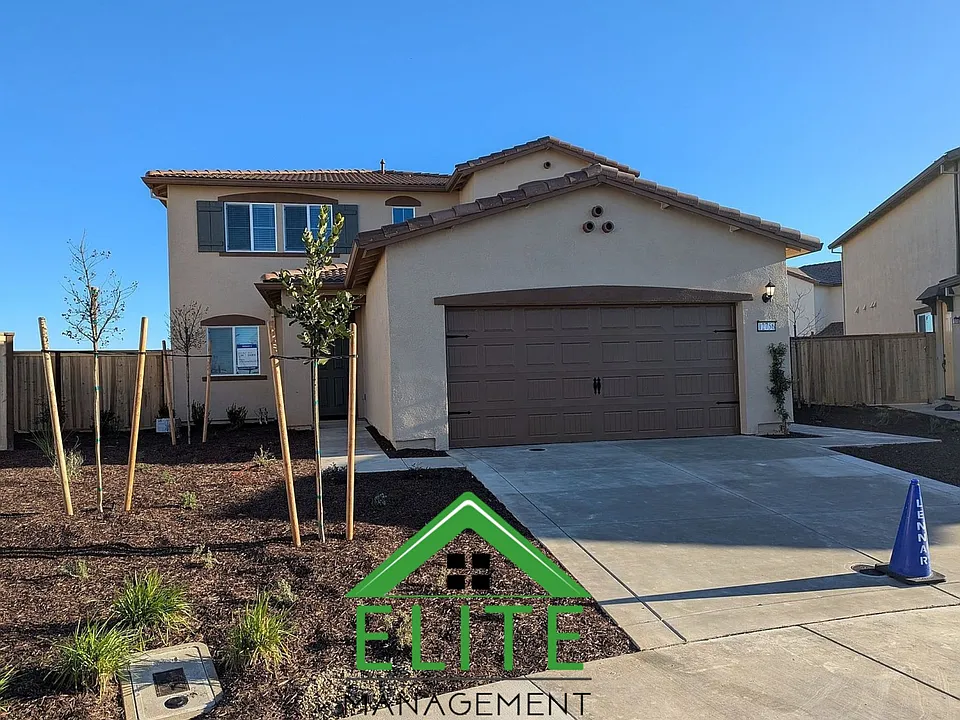 12756 Spotted Wren Cir