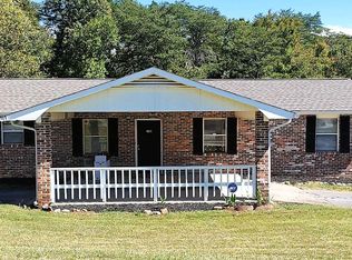 1480 Avery Cir, Lenoir City, TN 37772