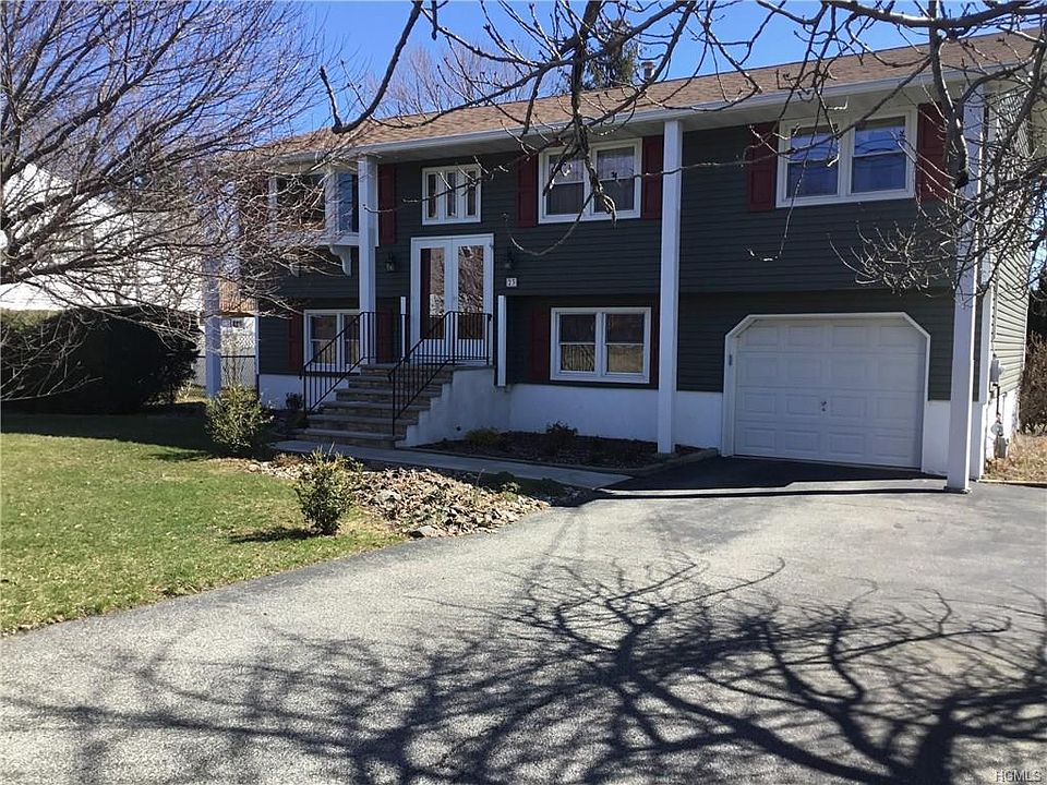 1st image of 23 Farley Dr