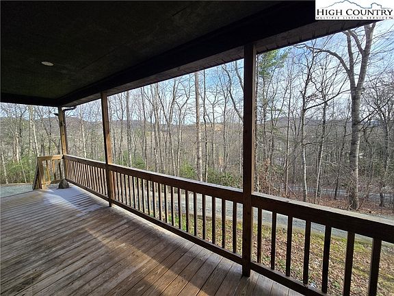 3rd image of 196 High Meadows Court