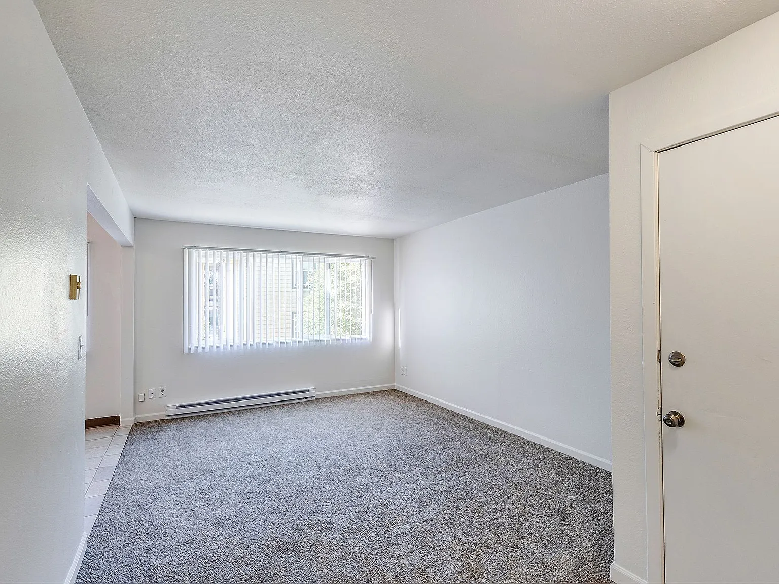 Countrywood Apartments — Photo 4