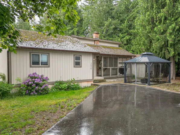 1226 S Green Rd, Sicamous, BC V0E 2V1