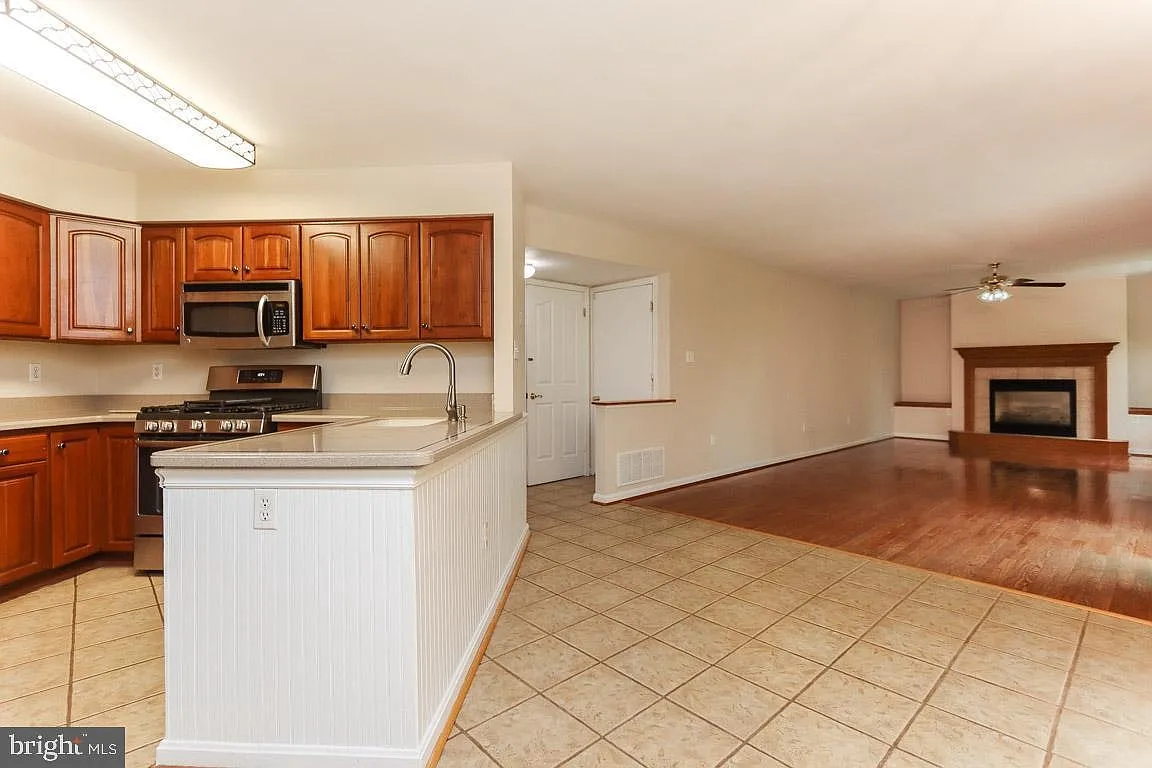 4720 Ilchester Road — Photo 4