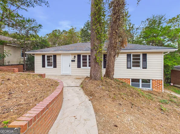 588 Rogers Dr, Macon, GA 31204