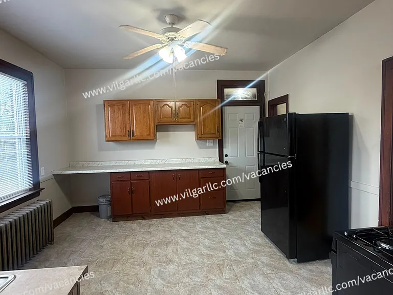 4014 Fir St — Photo 3
