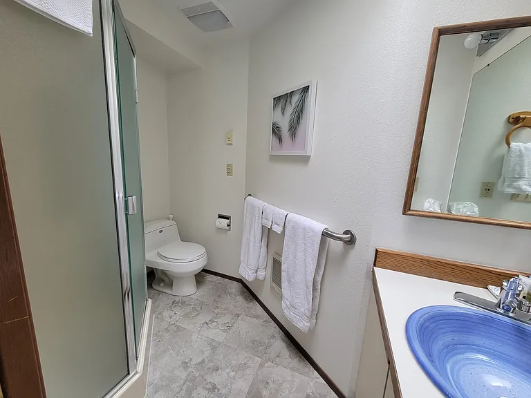 13911 E State Highway 106 — Photo 11