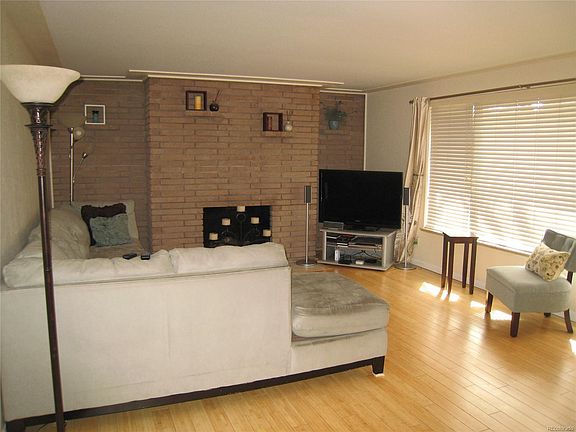 2nd image of 3999 E Dartmouth Ave