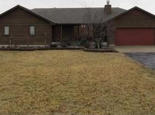 935 NW 50th St, Topeka, KS 66618