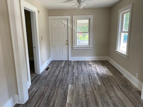 4th image of 442 N Pine Ave
