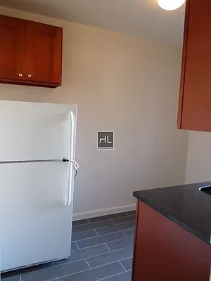 Rented by Highline Residential | media 18