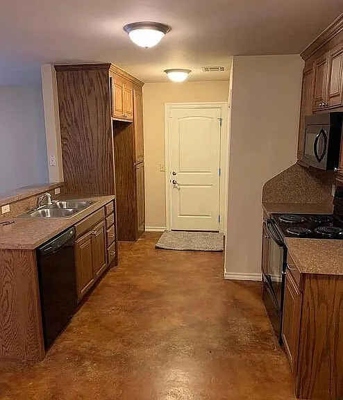 341 Sterling Pointe Way — Photo 4