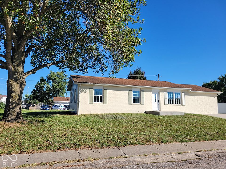 1st image of 805 Holiday Dr
