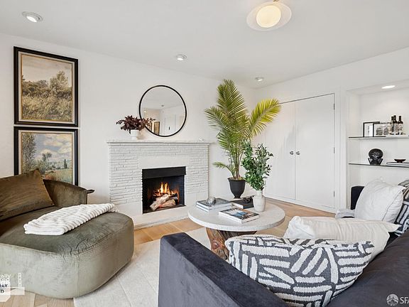 4th image of 185 Graystone Ter APT 3