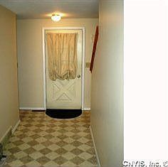 4th image of 6084 Bethlehem Ln