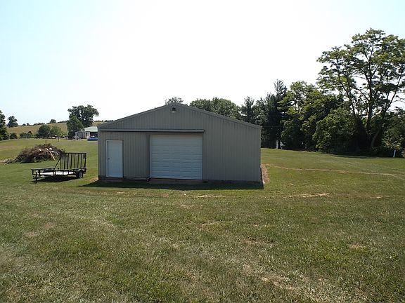 32'x36' Pole Bldg W/Electric