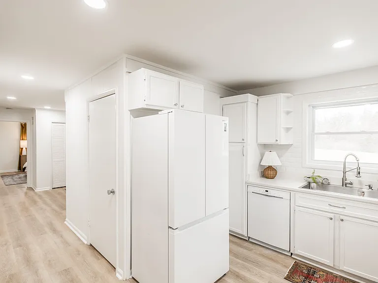2418 McGinnis Dr #2 — Photo 31