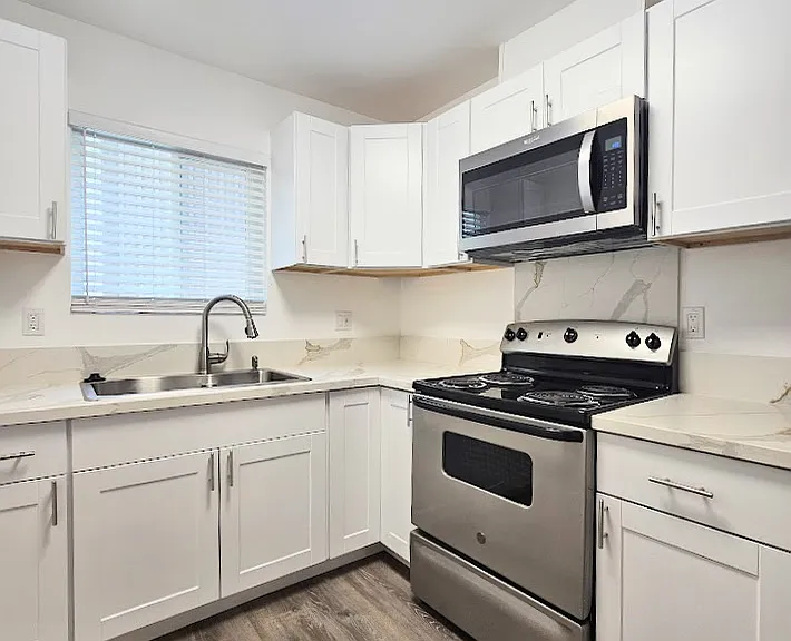 1747 Chalcedony St #1 — Photo 20