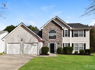 135 Blacktop Dr, Fairburn, GA 30213