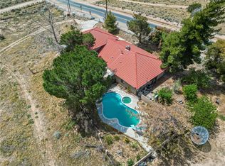 6367 Arrowhead Lake Rd, Hesperia, CA 92345