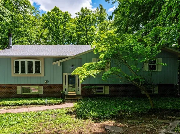 2194 Hallmark Ct, Gambrills, MD 21054