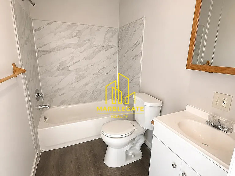 348 S 6th St #22A — Photo 4