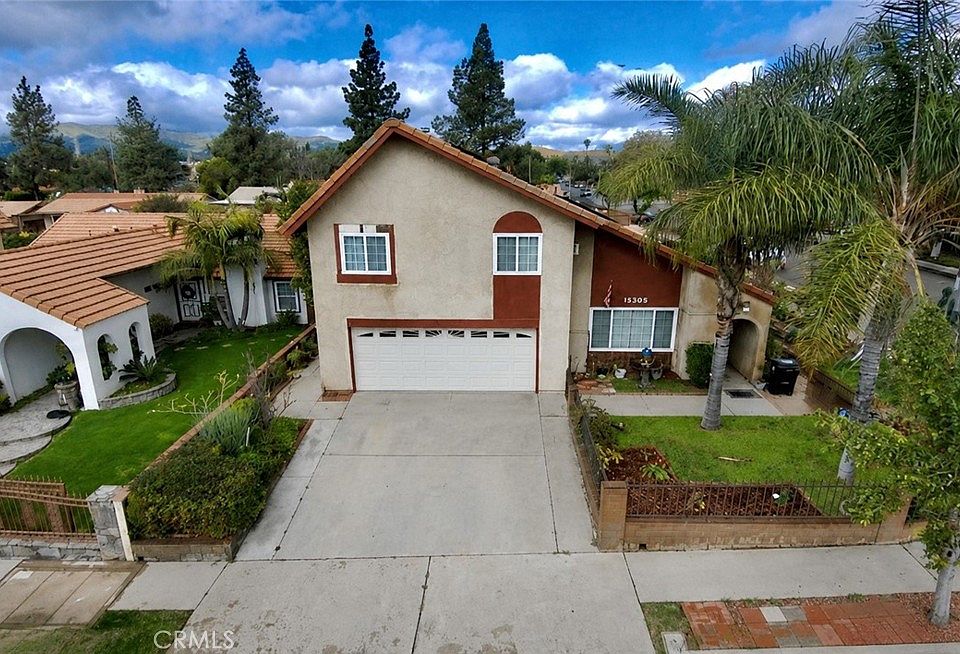 1st image of 15305 La Valle St