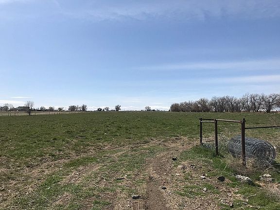 4th image of 20019 Highway 30