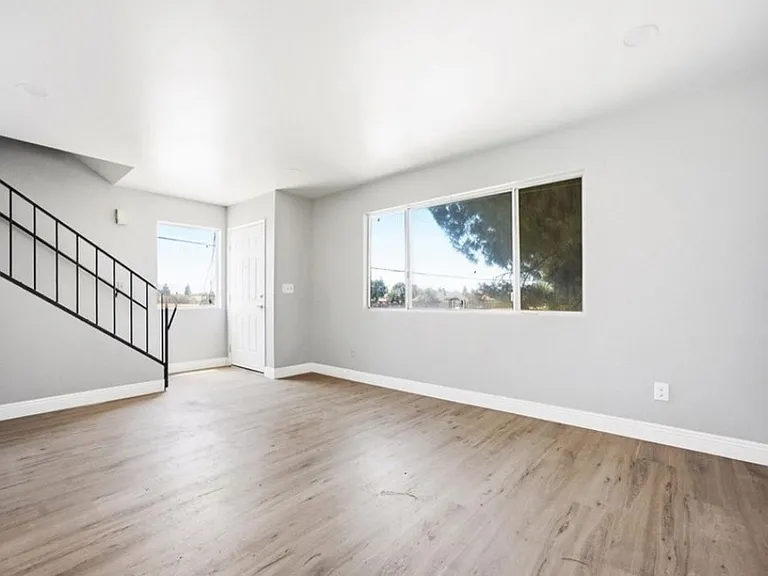 3604 Panama Ln #A — Photo 4