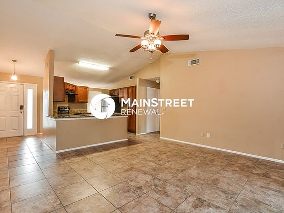 3rd image of 2375 Moonstone Ave