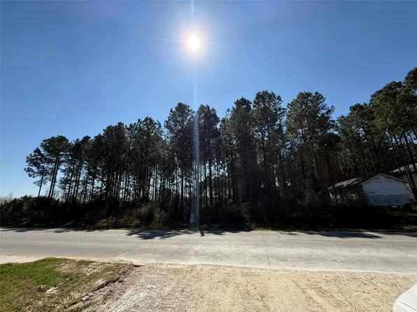 185 County Road 3570, Cleveland, TX 77327