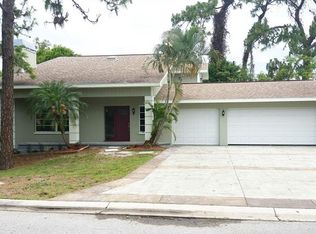 1025 Rosetree Ln, Tarpon Springs, FL 34689
