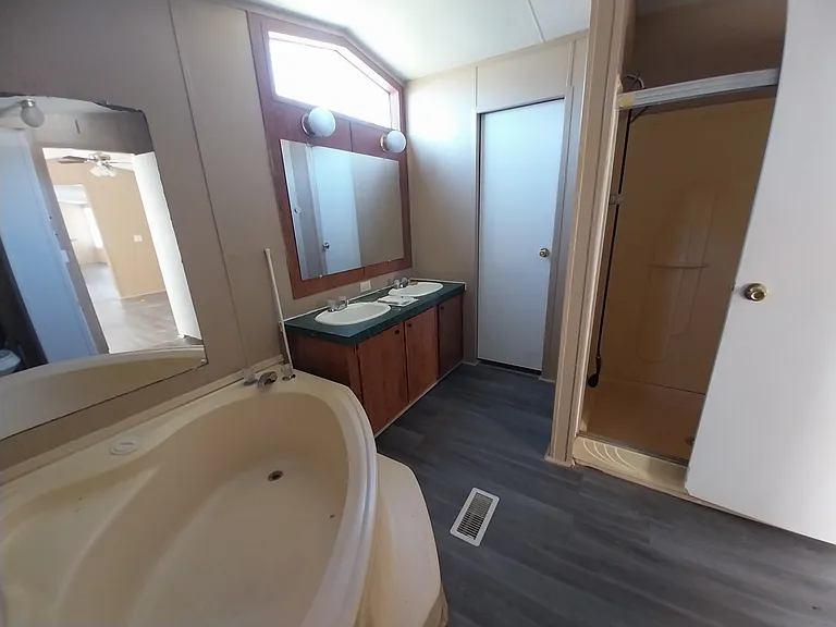 Sunset Ridge MHC — Photo 130