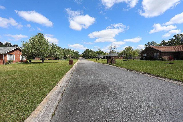2nd image of 911 Byrum Dr