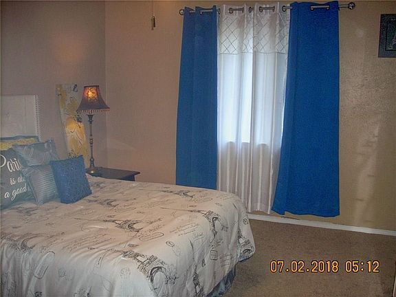 3rd image of 7402 Cloverglen Dr